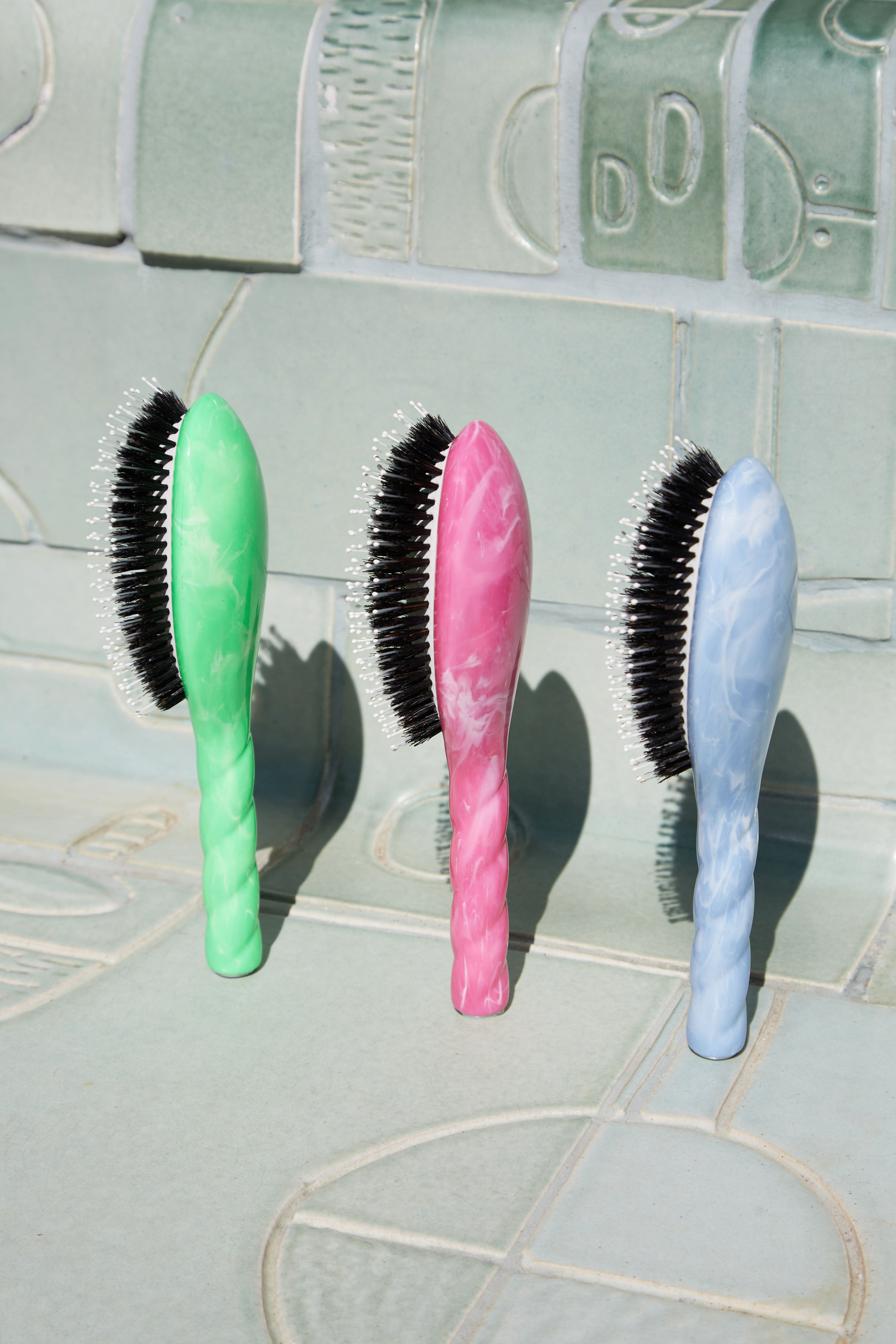 Roseanna x La Bonne Brosse N.03 La Brosse Cuir Chevelu Sensible l'Indispensable Douceur Salty Gelato Bleu